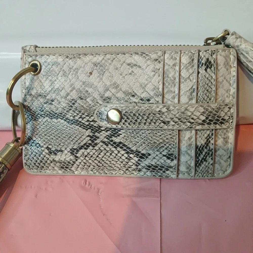 Ecosusi Faux Snake‎ Coin Pouch Card Wallet With Tassels And Keyring NWOT!
